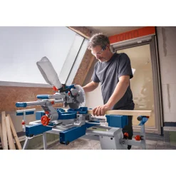 Bosch Professional Akku Kapp- und Gehrungssäge Biturbo GCM 18V-216 D