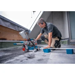 Bosch Professional Akku Kapp- und Gehrungssäge Biturbo GCM 18V-216 D