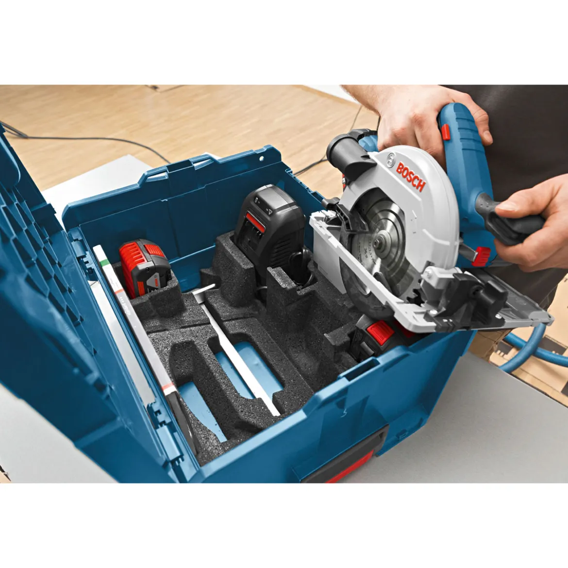 Bosch ProfessionalAkku-Kreissäge GKS 18V-57 G solo