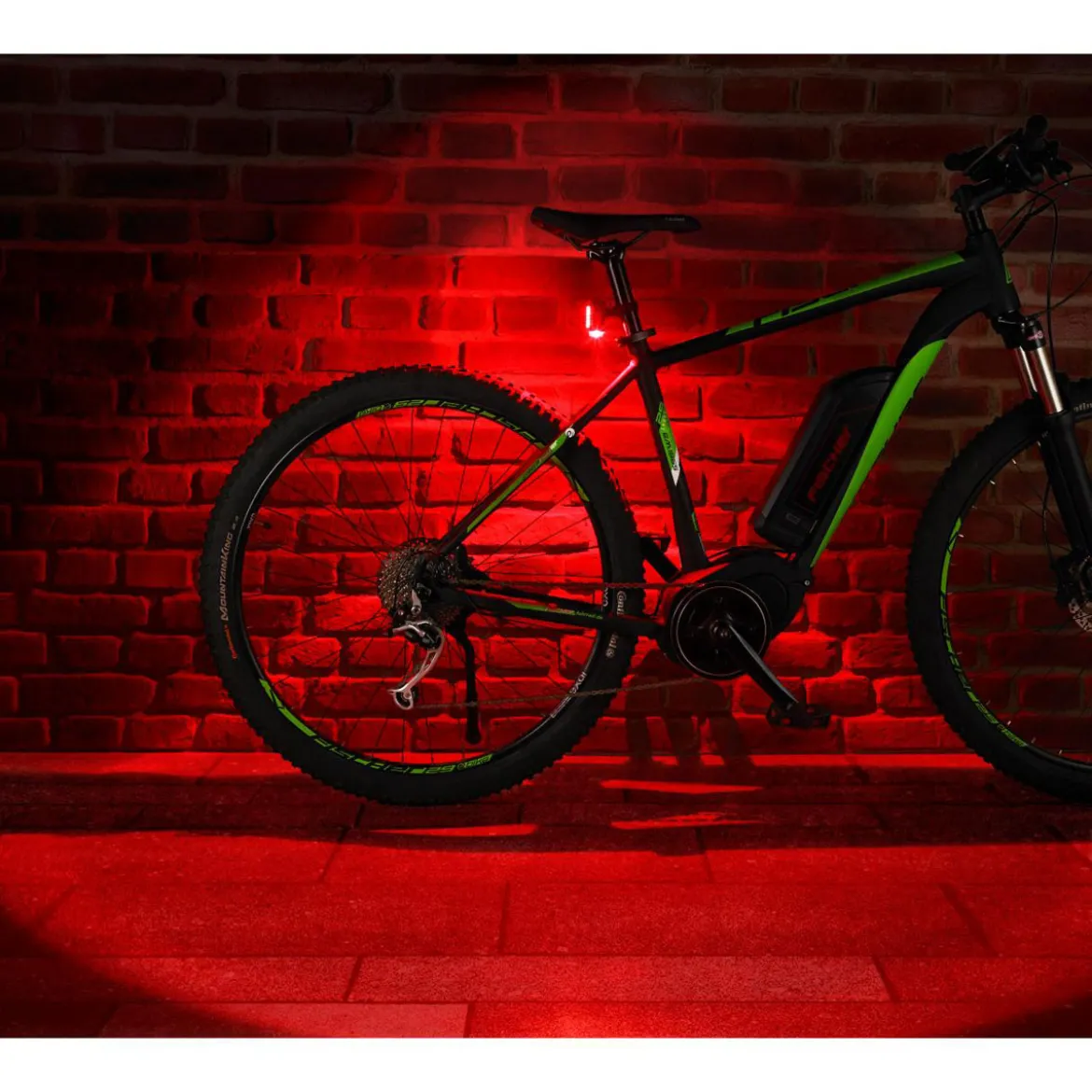 Fischer Bikes Akku-Rücklicht Twin mit Bodenbeleuchtung
