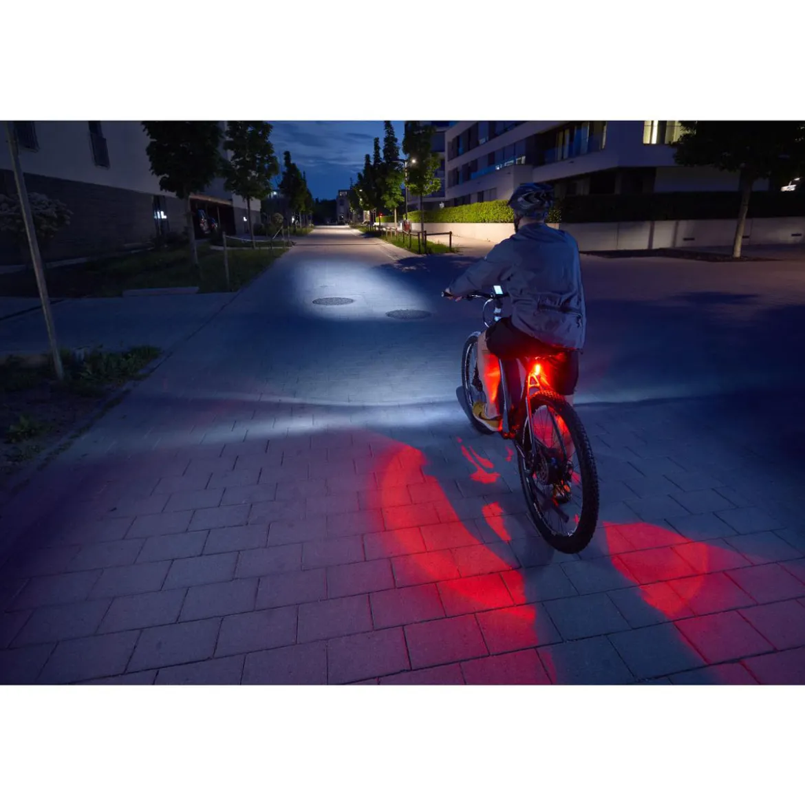 Fischer Bikes Akku-Rücklicht Twin mit Bodenbeleuchtung