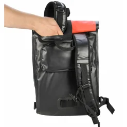 Fischer Bikes Gepäckträgertasche wasserdicht schwarz-rot