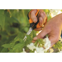 Fiskars Gartenschere Solid Universal-SP150