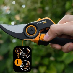 Fiskars Gartenschere X-Series Bypass P981