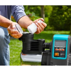 GardenaHaus- und Gartenautomat 6000/6 LCD Inox