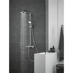Grohe Duschsystem Tempesta Cosmopolitan 210 mit Thermostatbatterie