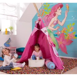 KomarVlies Fototapete Ariel Little Friends 250x250 cm