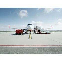 KomarVlies Fototapete Runway 350x250 cm
