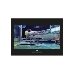 KomarWandbild Star Wars Classic Falcon Hangar 70x50 cm
