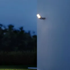 LED Strahler XLED One Sensor ant.