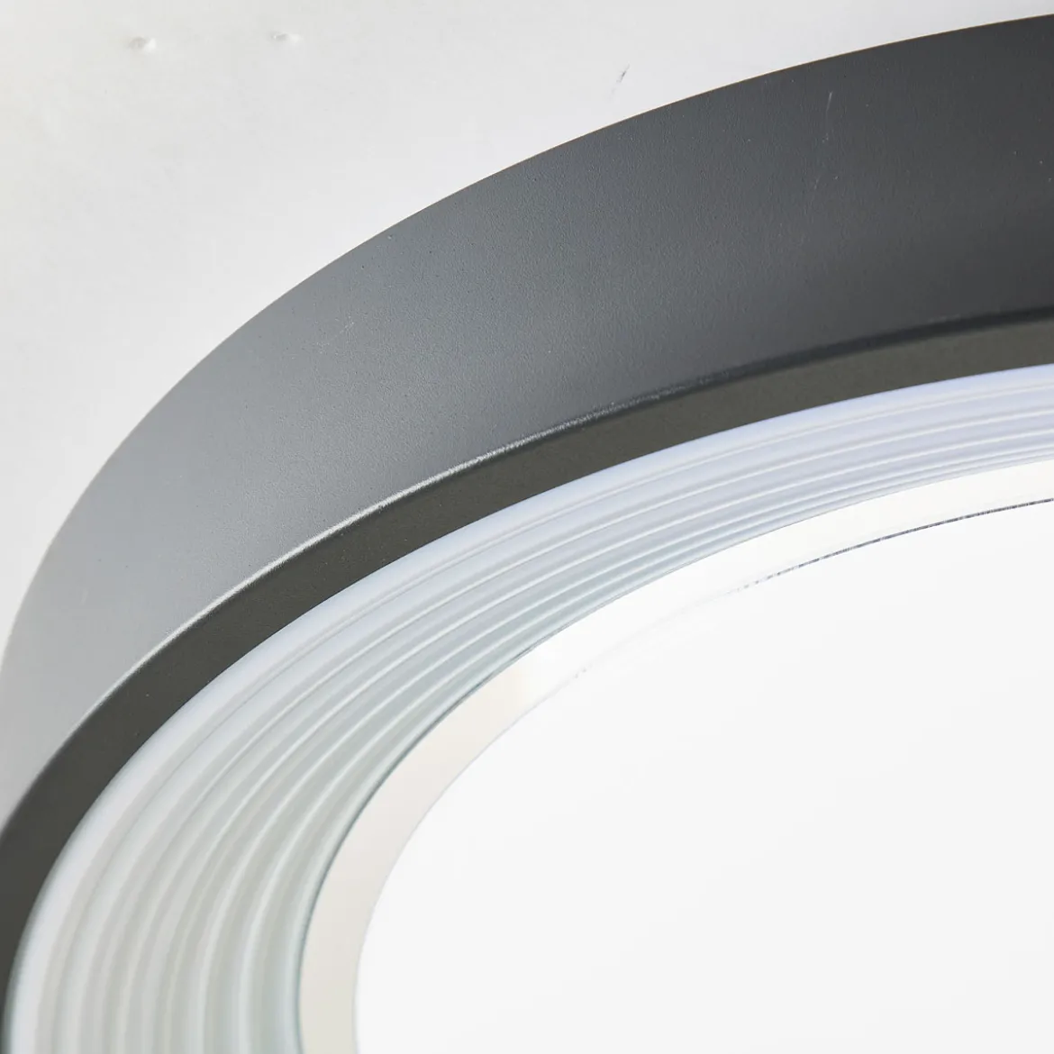 LED-Deckenleuchte Florella 48,5 x 8,5 cm inkl RGB-Funktion