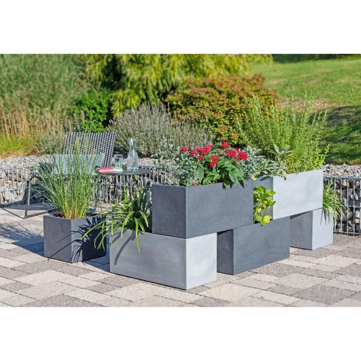Pflanzgefaess C-Cube Stony black 80/240Long