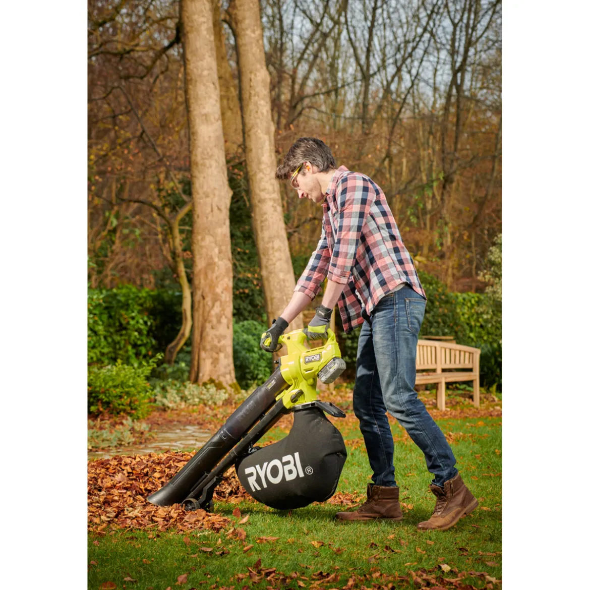 Ryobi Akku-Laubsauger/-bläser RY18BVXA-150 7,7 m3/min inkl 5,0 Ah Akku u Ladegerät