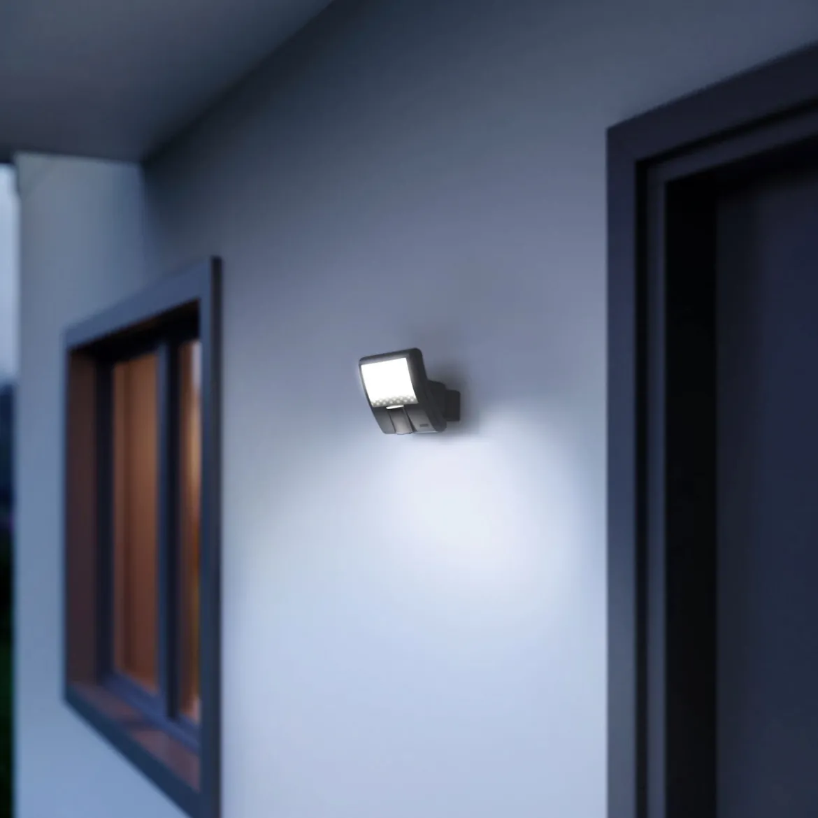 Sensor LED-Strahler XLED Home curvedanthrazit