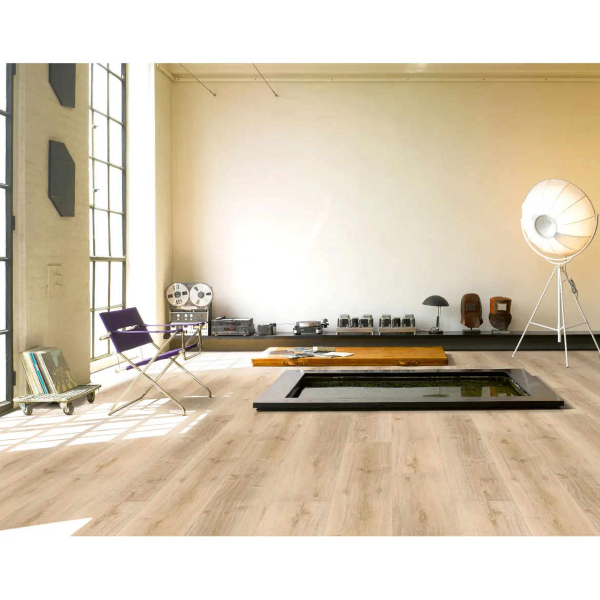SPC Vinyl Basic Eiche Royal hell gekaelk1209x225x5,3 mm geb. Stuktur LHD gefast