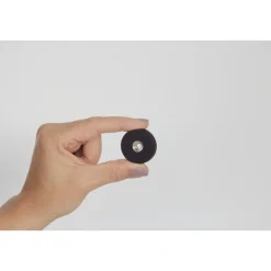 Suki Magnet Neodym mit Senkbohrung Ø 32 x 6 mm, gummiert, schwarz