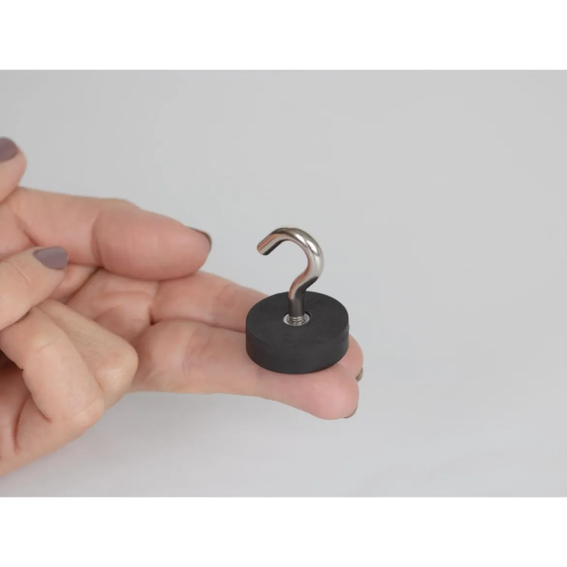 Suki Topfmagnet Neodym mit Schraubhaken M5 Ø 28 x 38 mm, gummiert, silber-schwarz